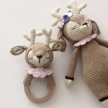 'Fawn Rattle 6.1" - 15.5 cm