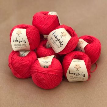 10 Yarn Bundle - Red Apple